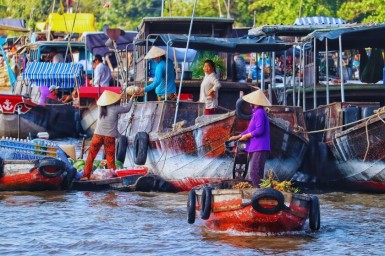 10-Day Vietnam Highlights Tour from North to South